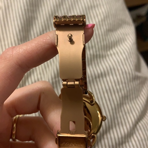 Women’s Fossil Watch - Picture 5 of 5